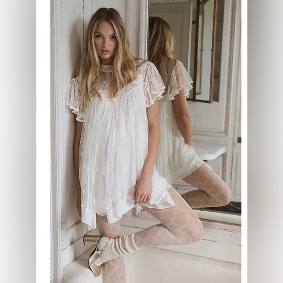 Free People Dresses & Skirts - FP starry eyed mini dress. Size medium. Ivory. Worn once.